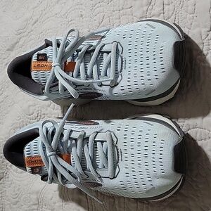 Brooks Ghost 13